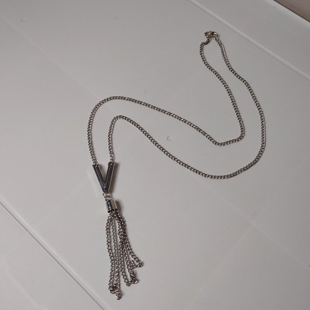26 Inch Metal V Shaped Tassel Necklace